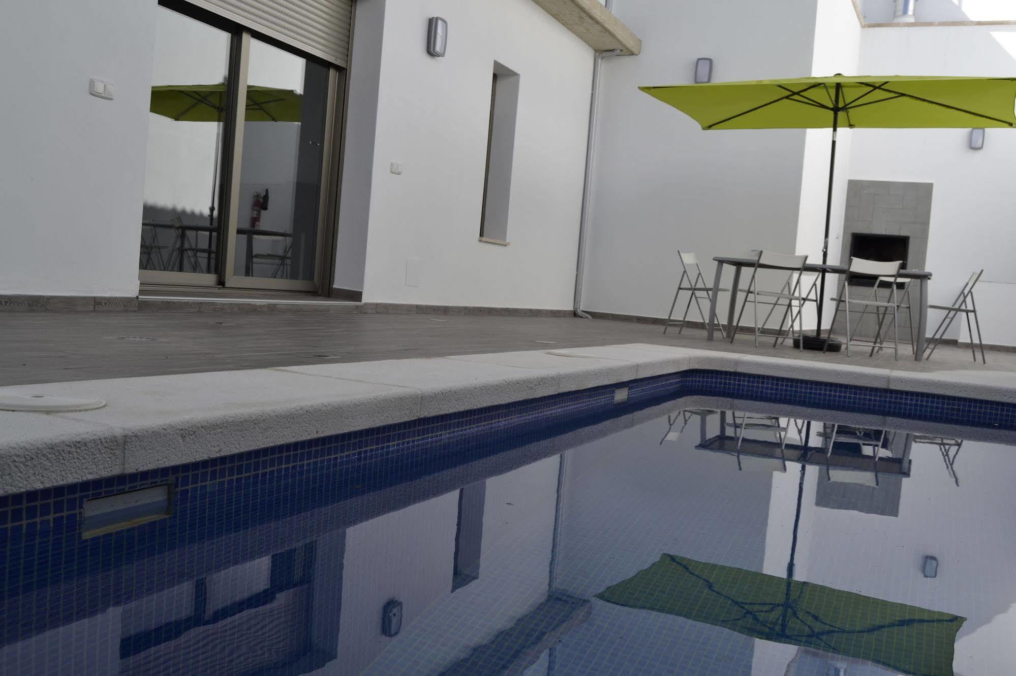 Apartamentos Turisticos Clavero Almagro Exterior photo